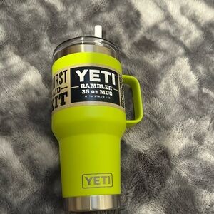 Yeti 35oz Rambler Mug with straw lid Chartreuse